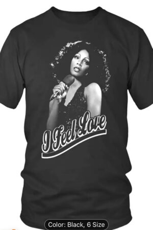 I feel love graphic tee